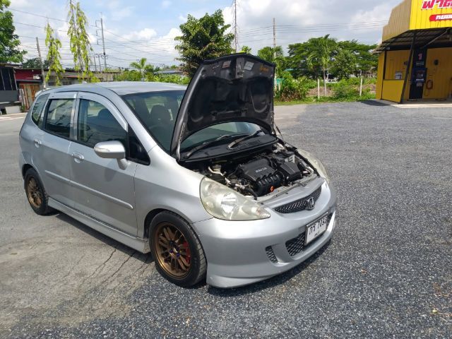 Honda Jazz 2006 1.5 S i-VTEC Sedan เบนซิน ไม่ติดแก๊ส เกียร์อัตโนมัติ เงิน รูปที่ 2