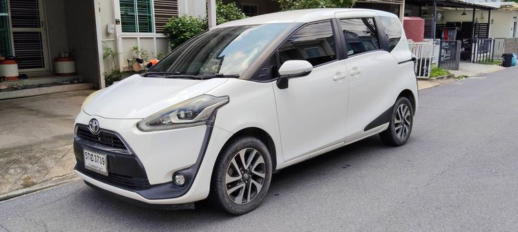 Toyota Sienta 2016 1.5 V Utility-car เบนซิน เกียร์อัตโนมัติ ขาว รูปที่ 4