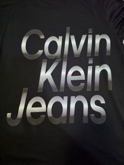 เสื้อยืด CALVIN KLEIN สีดำสภาพใหม่ รูปที่ 5