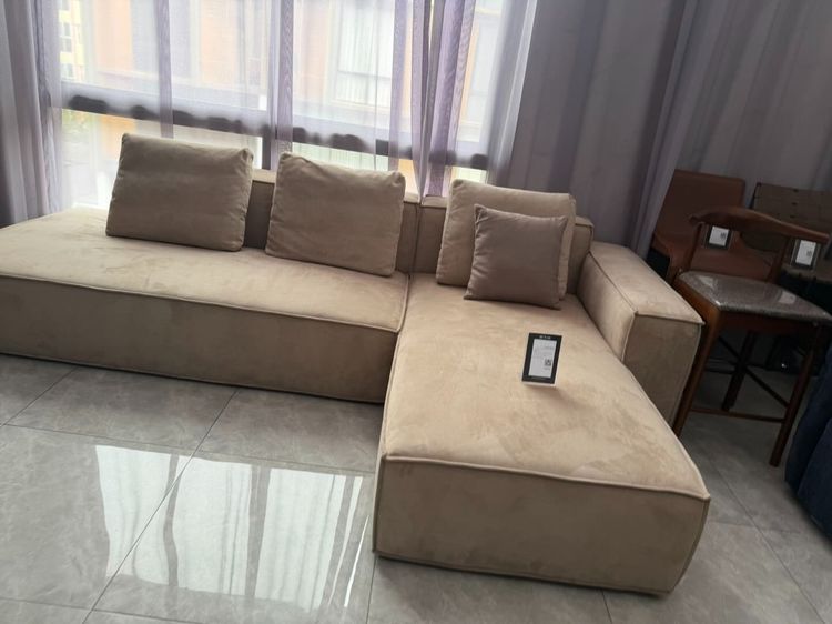 ผ้า ใส 3 ที่นั่ง L-Shape Sofa ตัวโชว์ จาก 63,130 เหลือ 20000 บาท