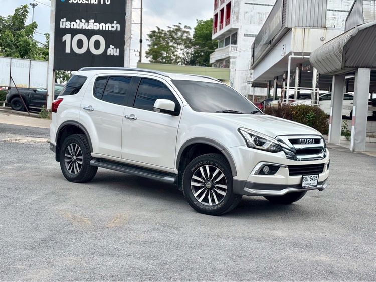 Isuzu MU-X 2019 1.9 The Iconic Utility-car ดีเซล ไม่ติดแก๊ส เกียร์อัตโนมัติ ขาว