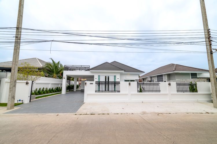 อื่นๆ ตกแต่งครบ 2020 🏡 บ้านเดี่ยว พร้อมสระน้ำ 📍โครงการพรเทพ 8 หนองปลาไหล รูปที่ 2