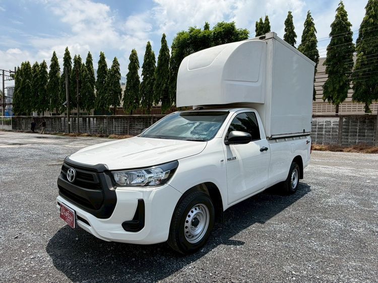 รถ Toyota Hilux Revo 2.4 Entry สี ขาว