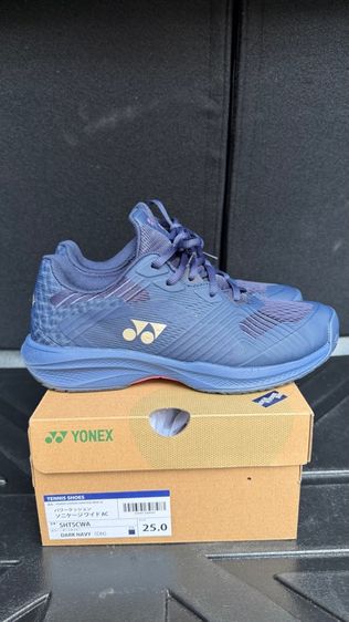 รองเท้าเทนนิส Yonex