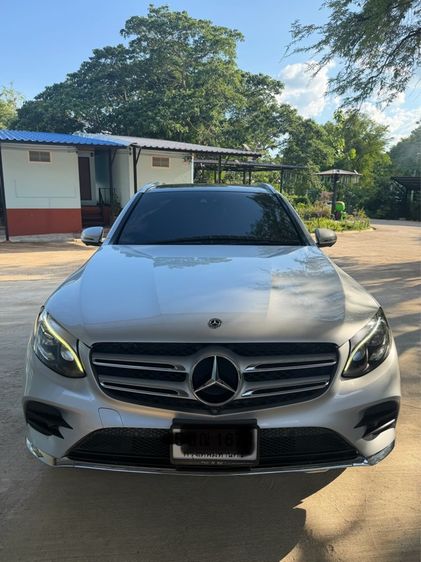 รถ Mercedes-Benz GLC-Class GLC250d สี เทา
