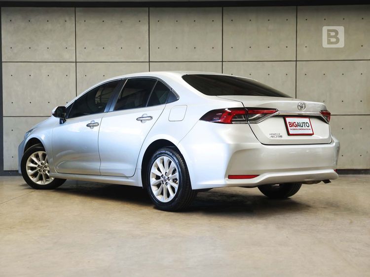 Toyota Altis 2023 1.6 G Sedan เบนซิน ไม่ติดแก๊ส เกียร์อัตโนมัติ บรอนซ์เงิน รูปที่ 3