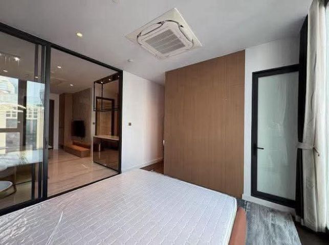 ตกแต่งครบ Supalai Icon Sathon พร้อมเข้าอยู่ทันที
เฟอร์นิเจอร์และเครื่องใช้ไฟฟ้าครบ รูปที่ 3