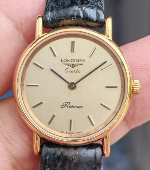 ทอง Longins นาฬิกา​ Vintage Longines​ ระบบ​ Quartz สวยมากสำหรับพี่สาว ราคาเบาๆครับ