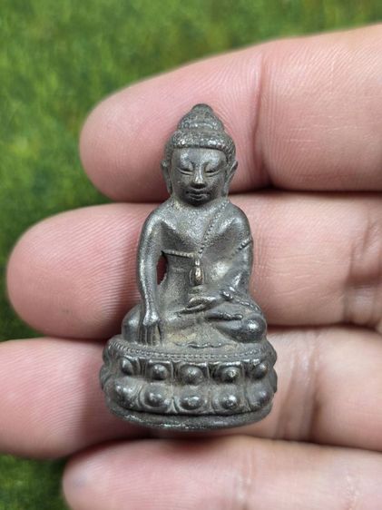พระกริ่งหลวงปู่ทิมวัดละหารไร่