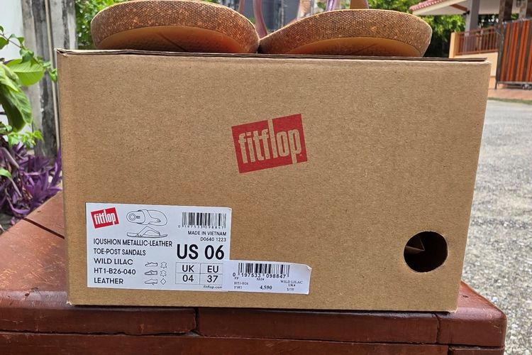 รองเท้า Fitflop ของแท้ รุ่น Iqushion Metallic-Leather เบอร์ US6 รูปที่ 9