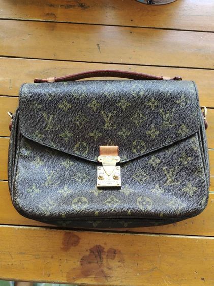 หญิง น้ำตาล หนังแท้ Louis Vuitton กระเป๋า LV  Pochette Métis ทรง satchel
