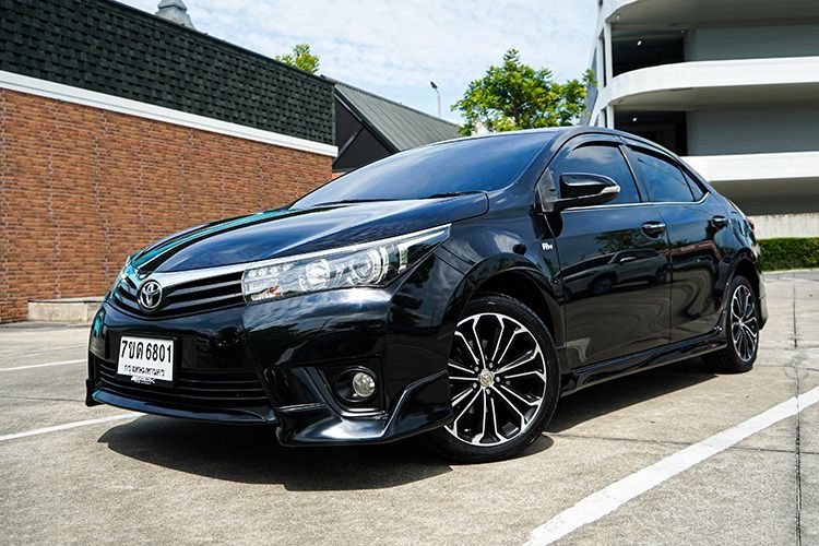รถ Toyota Altis 1.8 Esport สี ดำ
