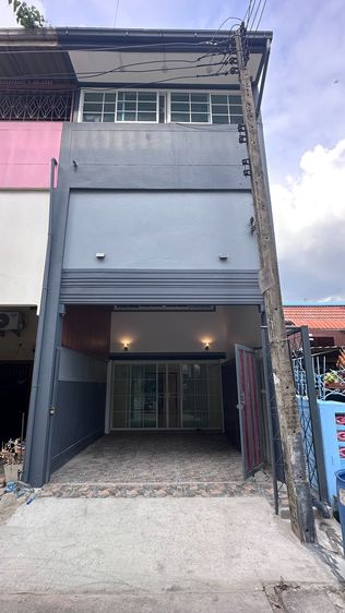 โฮมออฟฟิศ 5ชั้น รีโนเวทใหม่ทั้งหลัง พร้อมอยู่ ทำเลทอง รังสิต-นครนายก 39