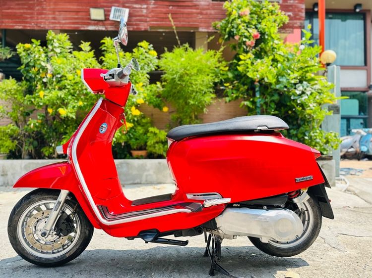 ปี2022 Lambretta V200 special รับแลกเทิน เล่มชุดโอนครบ  รูปที่ 2