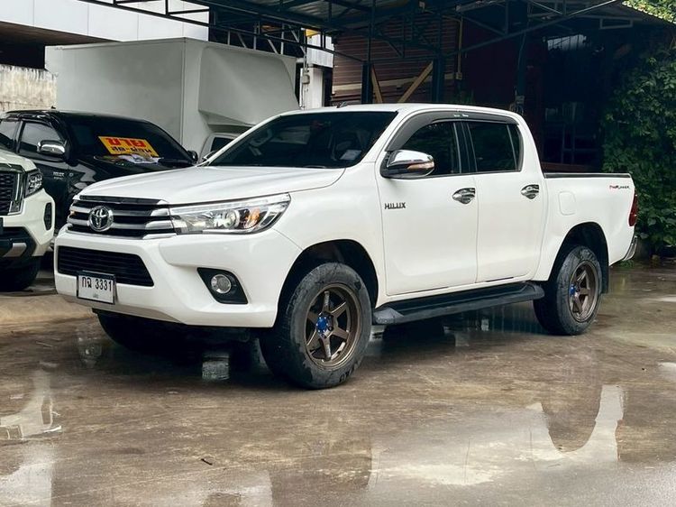 รถ Toyota Hilux Revo 2.4 Prerunner E Plus สี ขาว