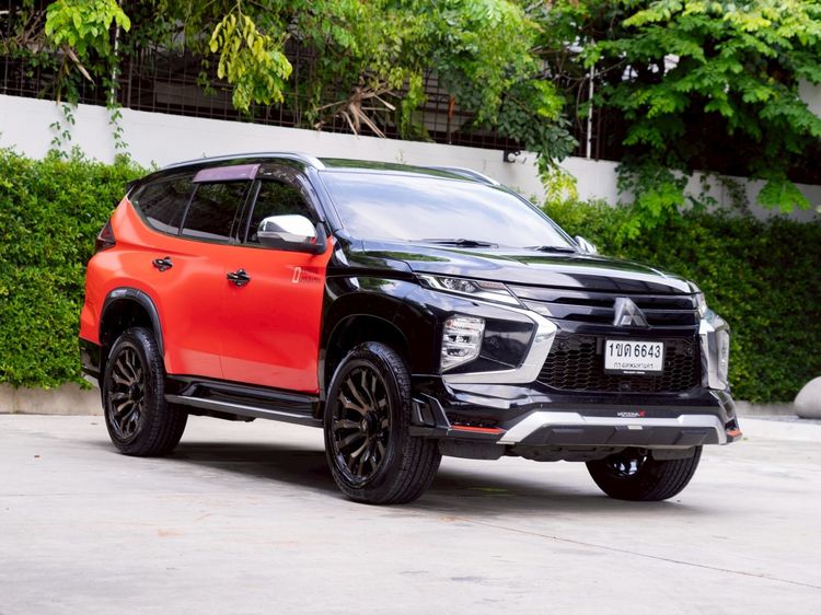 รถ Mitsubishi Pajero Sport 2.4 GT สี หลากสี