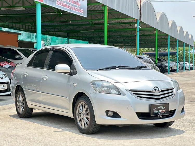 รถ Toyota Vios 1.5 E สี เทา
