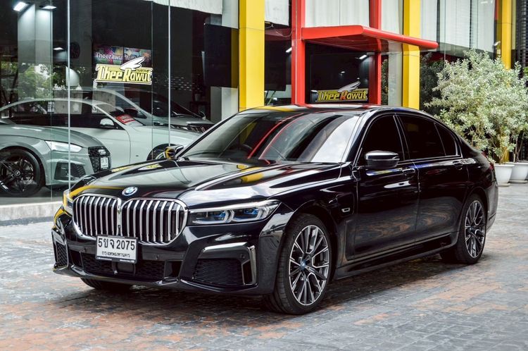 รถ BMW Series 7 745Le สี ดำ