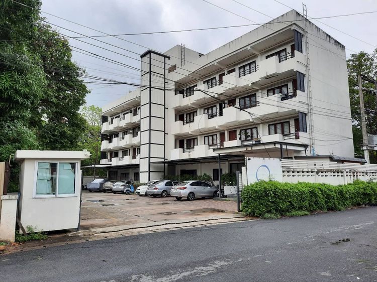 ขายไพลิน คอนโดมิเนียม (Pailin Condominium) เฟอร์ครบ พร้อมเข้าอยู่ ติดถนนซุปเปอร์ไฮเวย์เชียงใหม่ 