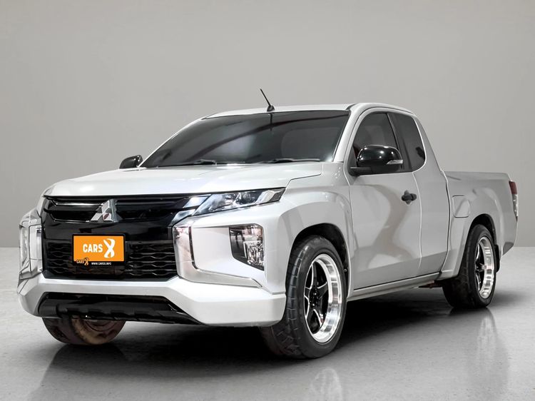 รถ Mitsubishi Triton All New Mega Cab 2.5 GLX สี บรอนซ์เงิน