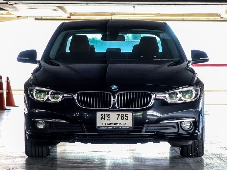 BMW Series 3 2017 320d Sedan ดีเซล ไม่ติดแก๊ส เกียร์อัตโนมัติ ดำ รูปที่ 4