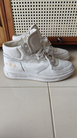 รองเท้าหนังหุ้มข้อsize42ยาวด้านในวัดจากซอฟ 28เซน มือสองขายตามสภาพ