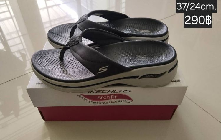 รองเท้าskechers