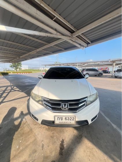 Honda City 2012 1.5 V i-VTEC Sedan เบนซิน ไม่ติดแก๊ส เกียร์อัตโนมัติ ขาว รูปที่ 2