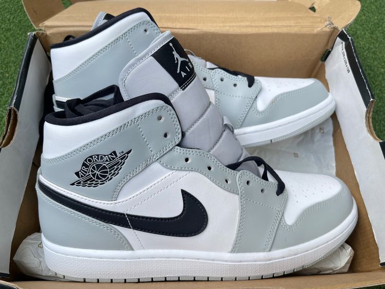  Nike AIR JORDAN 1 MID  LT Smoke Grey  Size 44 28 cm