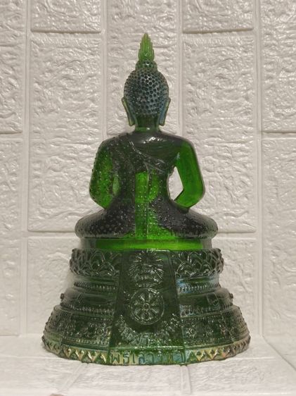 พระแก้วมรกต 25 ศตวรรษ (รุ่นเสาร์ห้า) หน้าตัก 5 นิ้ว รูปที่ 3