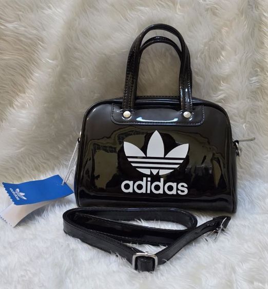 กระเป๋า Adidas ใบเล็ก