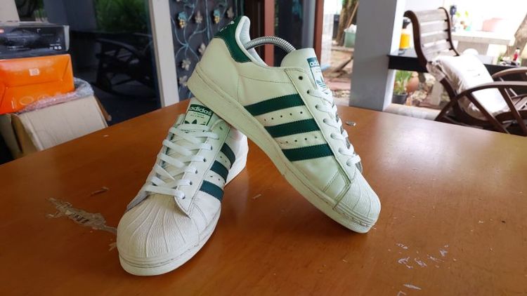 Adisas Superstar