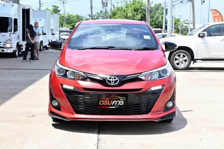 Toyota Yaris 2020 1.2 High Sedan เบนซิน ไม่ติดแก๊ส เกียร์อัตโนมัติ แดง รูปที่ 2