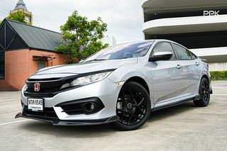 2018 Honda CIVIC 1.8 E