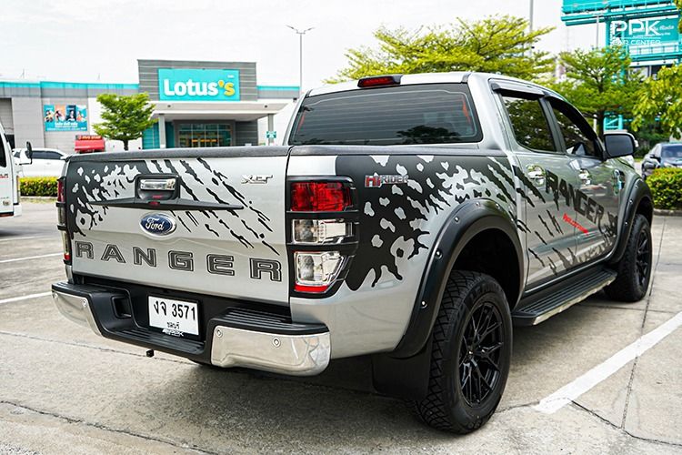 Ford Ranger 2017 2.2 Hi-Rider XLT Pickup ดีเซล ไม่ติดแก๊ส เกียร์ธรรมดา เทา รูปที่ 4