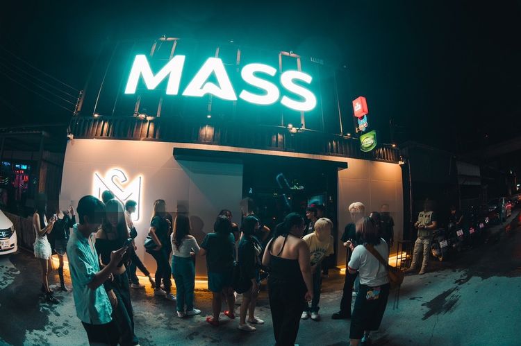 เซ้งบาร์-ร้านเหล้า ลาดกระบัง13 ทับ1 ในตลาดต้นไทร ใกล้มหาวิทยาลัย กลุ่มลูกค้าแน่น มีที่จอดรถเยอะ