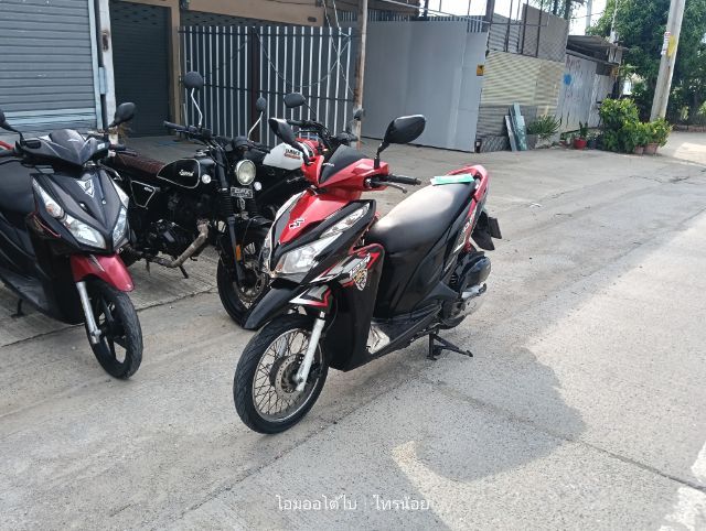 Click125i เครื่องดี ขี่ดี เอกสารครบ ภาษี70