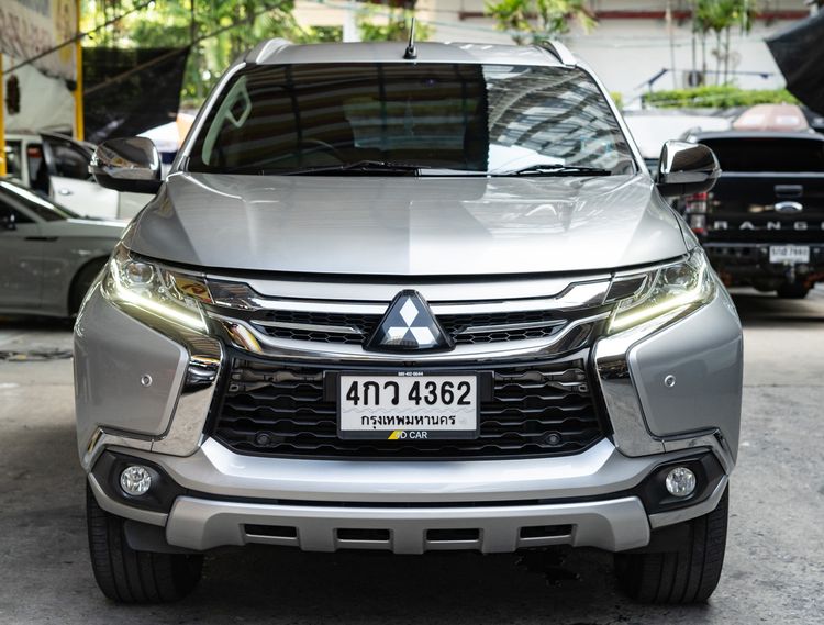 Mitsubishi Pajero Sport 2015 2.4 GT Premium 4WD Utility-car ดีเซล ไม่ติดแก๊ส เกียร์อัตโนมัติ เทา