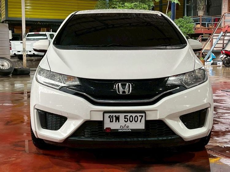 Honda Jazz 2016 1.5 V Sedan เบนซิน ไม่ติดแก๊ส เกียร์อัตโนมัติ ขาว รูปที่ 2