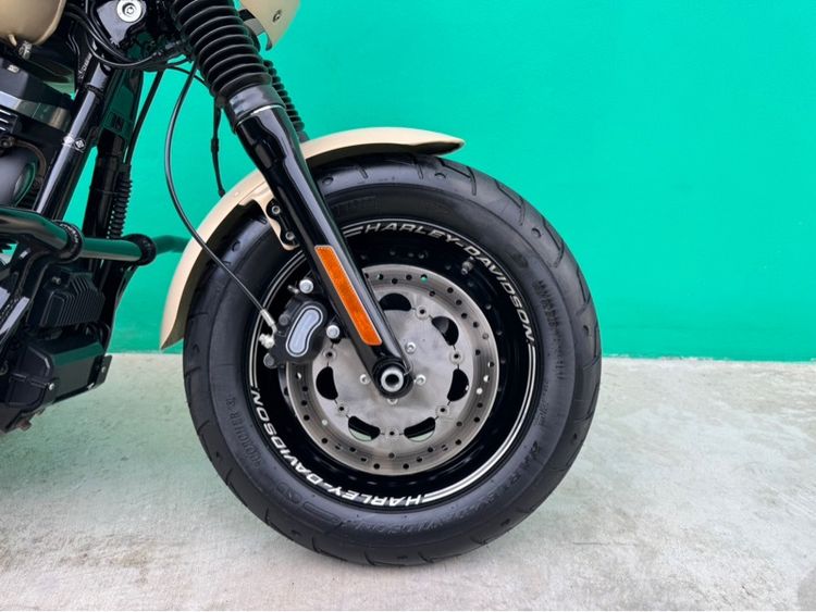 Dyna Fat bob 2014 สีครีมด้านตรงรุ่น รูปที่ 7