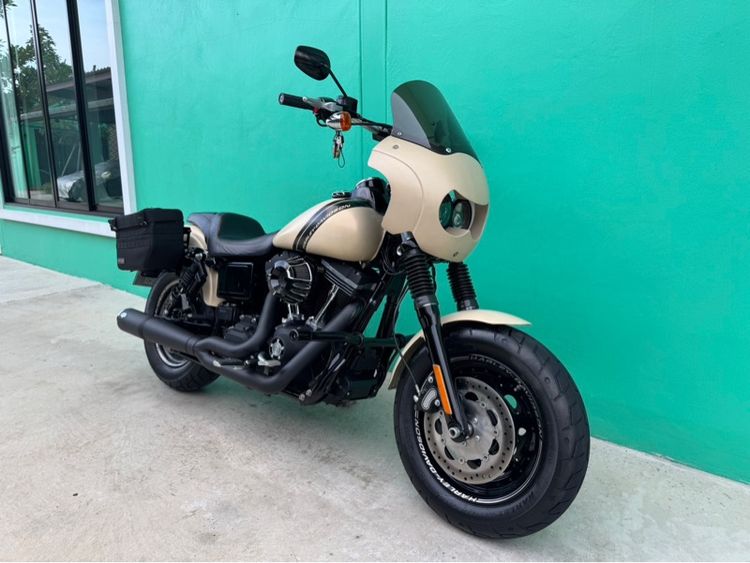 Dyna Fat bob 2014 สีครีมด้านตรงรุ่น รูปที่ 2