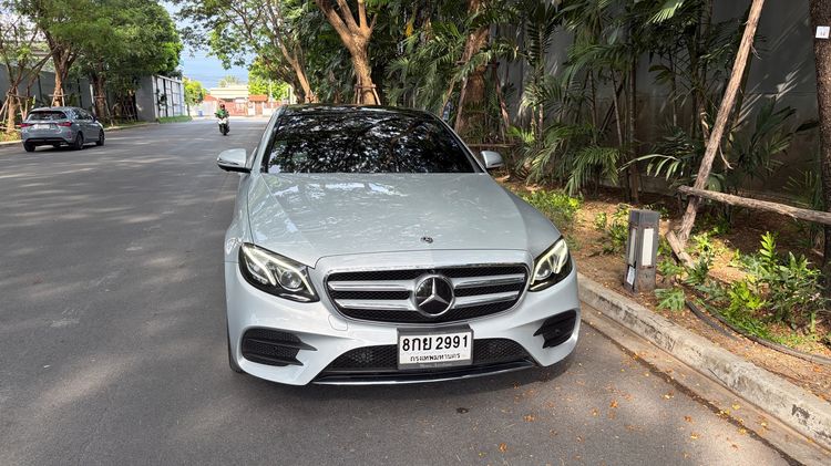 รถ Mercedes-Benz E-Class E350 AMG สี บรอนซ์เงิน