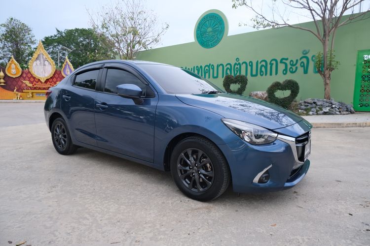 Mazda Mazda 2 2018 1.3 High Connect Sedan เบนซิน ไม่ติดแก๊ส เกียร์อัตโนมัติ น้ำเงิน