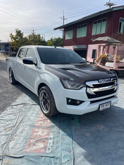 รถ Isuzu D-MAX 1.9 L สี ขาว