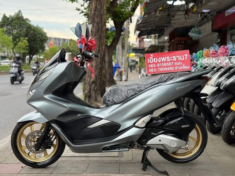 Pcx150 สีเทา-ดำ ปี63 รถบ้านใช้งานเอง
