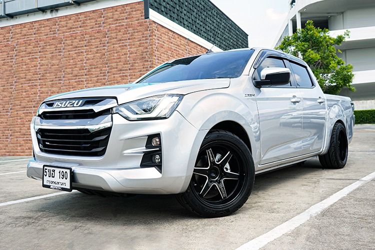 รถ Isuzu D-MAX 1.9 S สี เทา