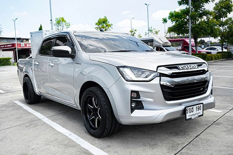Isuzu D-MAX 2022 1.9 S Pickup ดีเซล ไม่ติดแก๊ส เกียร์ธรรมดา เทา รูปที่ 3