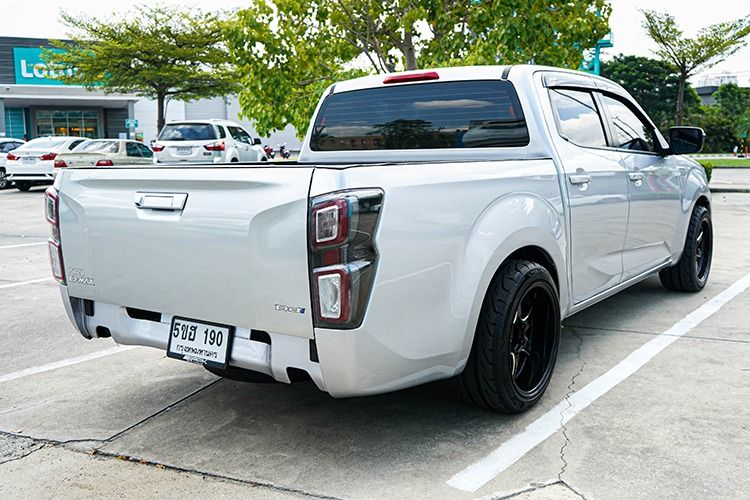 Isuzu D-MAX 2022 1.9 S Pickup ดีเซล ไม่ติดแก๊ส เกียร์ธรรมดา เทา รูปที่ 4