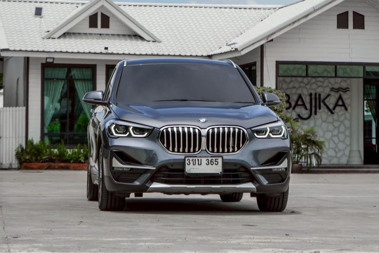 BMW X1 2022 2.0 sDrive20d xLine Utility-car ดีเซล ไม่ติดแก๊ส เกียร์อัตโนมัติ เทา รูปที่ 2