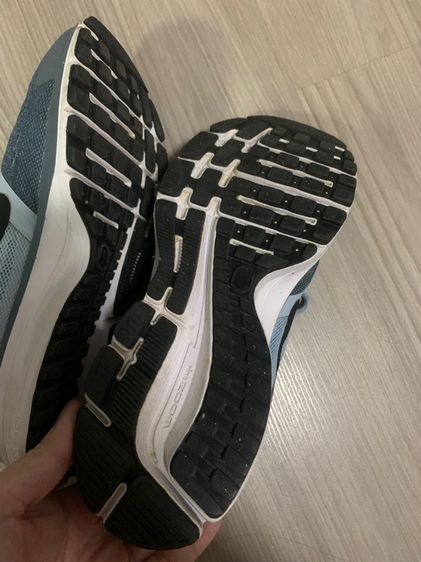 รองเท้าผ้าใบ Nike แท้ๆค่ะ รูปที่ 4